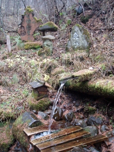 阿弥陀聖水（諏訪郡原村）